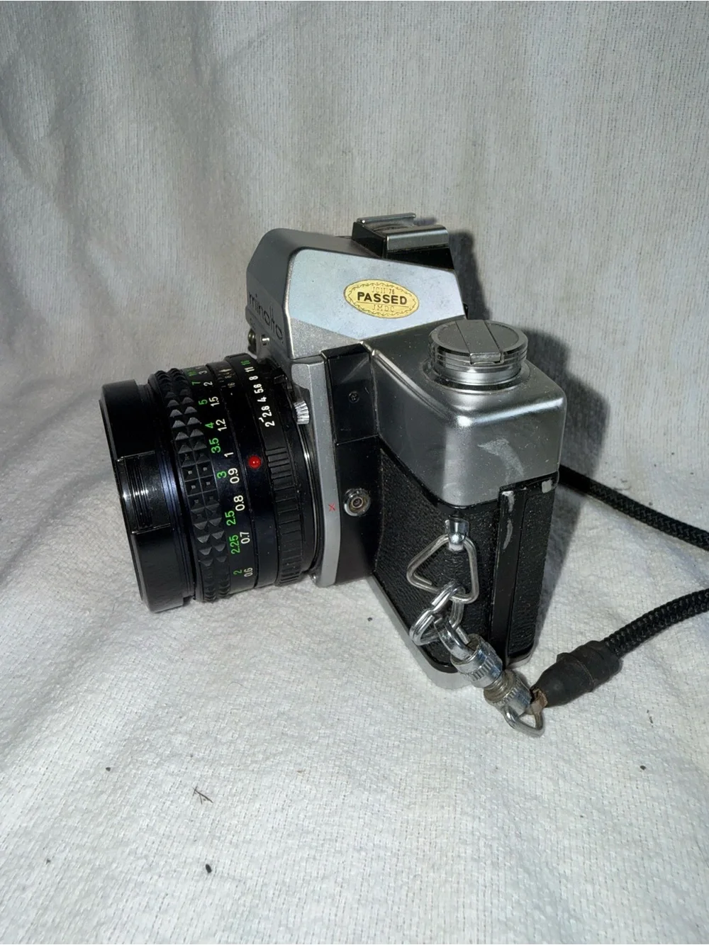 SR-T 200 50mm Minolta Film Camera with Minolta Case